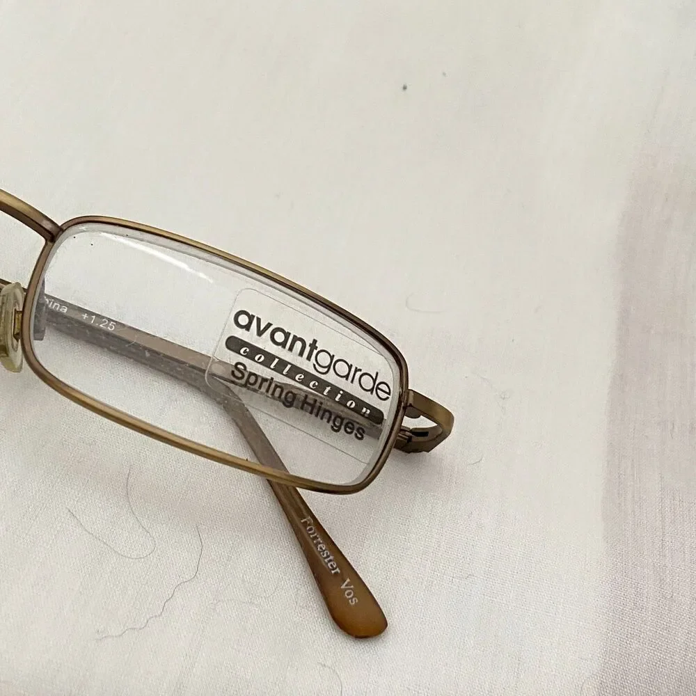 #8570 FORRESTER AVANTGARDE READERS EYEGLASSES FRAMES SPRING HINGE 1.25